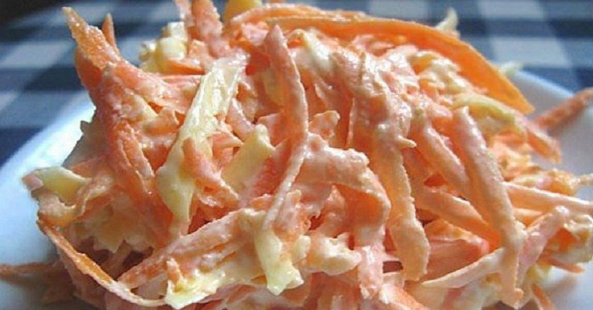 Легкий морковный салат с чесночком: витаминная бомба для тех, кто печется о весе за пару недель до Нового года