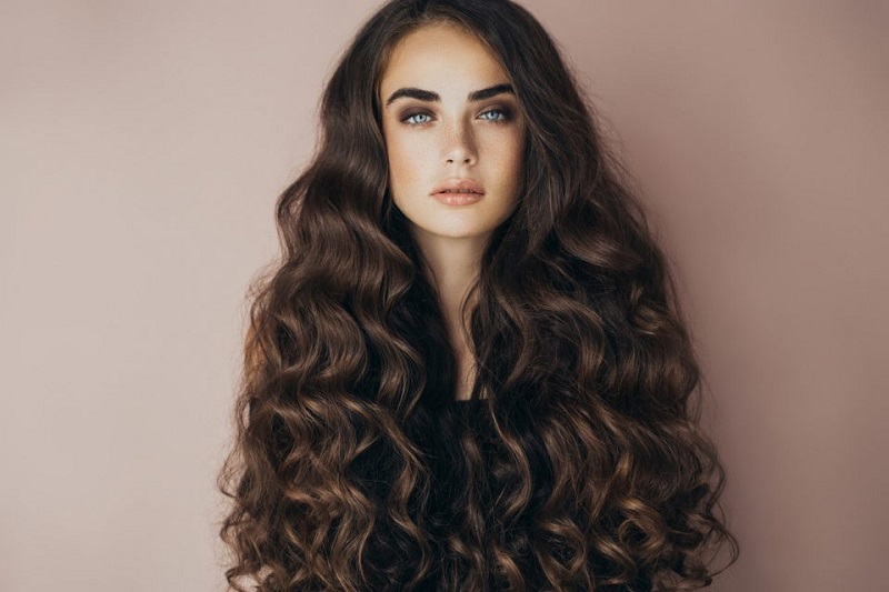 7 способов сделать волосы длиннее и гуще без салонных процедур