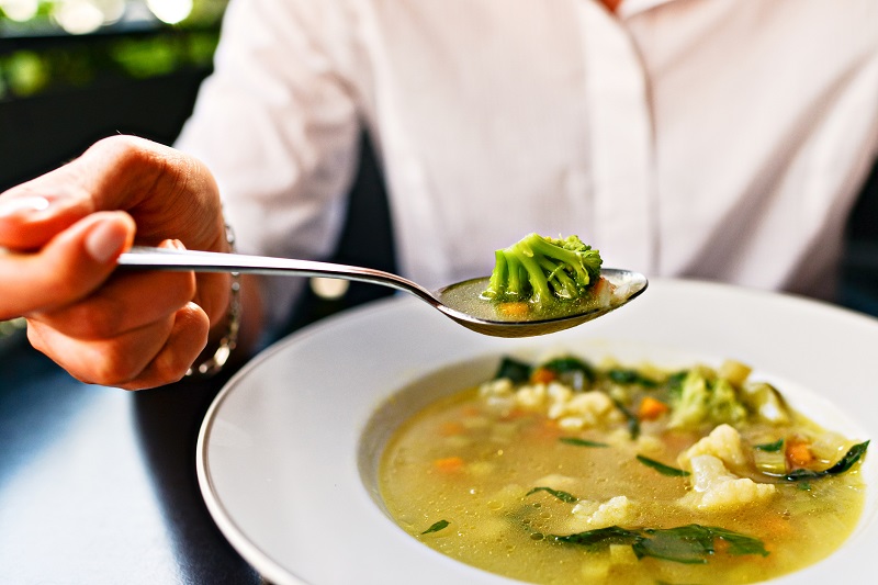 Простая диета на вкусных супах. Ешь, сколько желудку угодно, и худей без последствий.